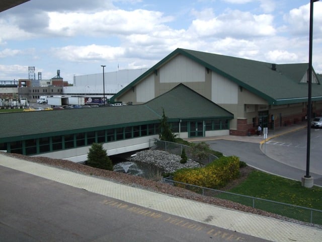 Regional Transportation Center (1 Walsh Cir) - SYRAMT-0